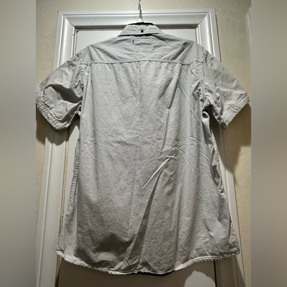 Bundle of 3 Men’s shirt short sleeved shirt 💖🥳 - Picture 9 of 16